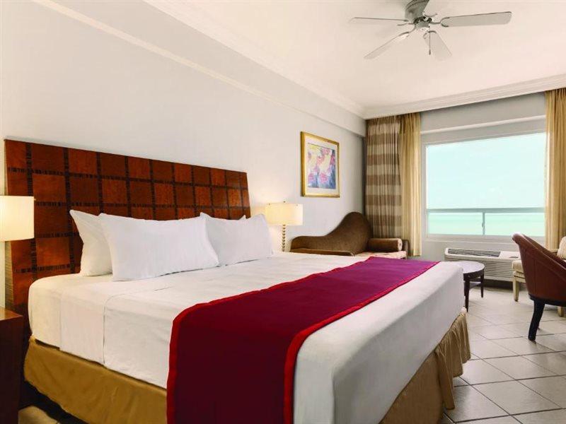Ramada By Wyndham Princess Belize City Exteriör bild