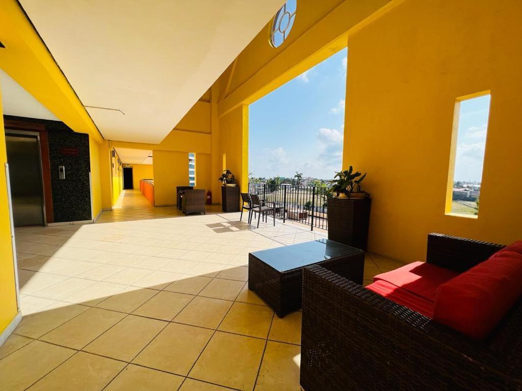 Ramada By Wyndham Princess Belize City Exteriör bild
