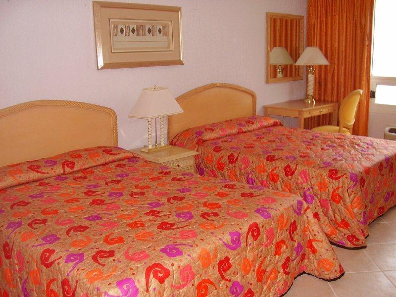 Ramada By Wyndham Princess Belize City Rum bild