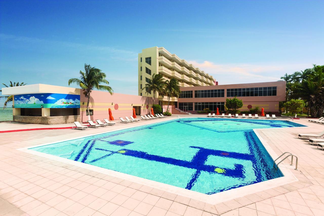 Ramada By Wyndham Princess Belize City Exteriör bild