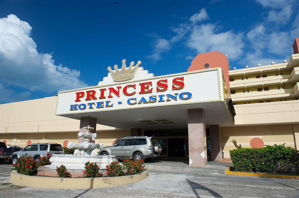 Ramada By Wyndham Princess Belize City Exteriör bild