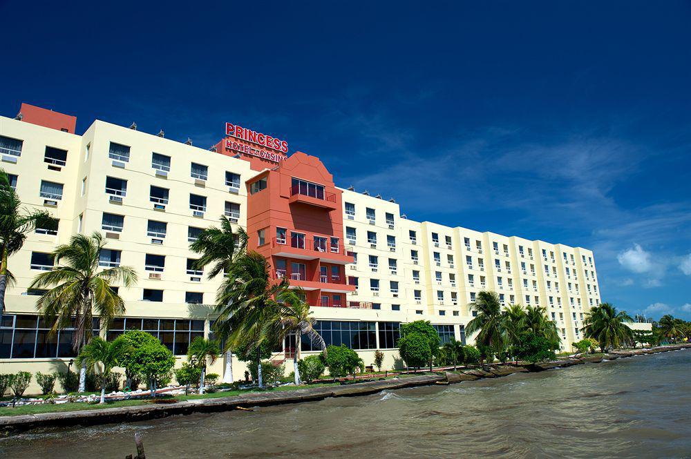 Ramada By Wyndham Princess Belize City Exteriör bild